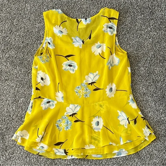CAbi Yellow Floral V-Neck Top Size S - Picture 4 of 7
